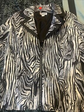 Annabella Black and White Swirl Zip-Front Jacket